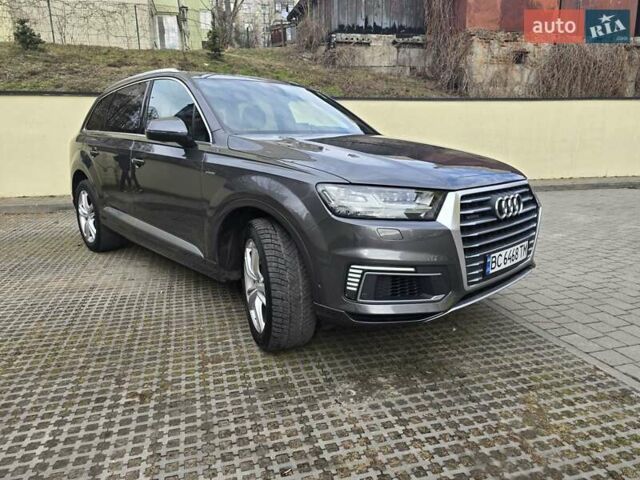 Серый Ауди Q7 e-tron, объемом двигателя 2.97 л и пробегом 210 тыс. км за 41200 $, фото 5 на Automoto.ua
