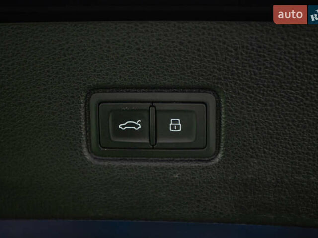 Синій Ауді Q7 e-tron, об'ємом двигуна 2.97 л та пробігом 153 тис. км за 39999 $, фото 17 на Automoto.ua