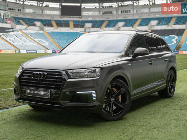 Синий Ауди Q7 e-tron, объемом двигателя 2.97 л и пробегом 153 тыс. км за 38900 $, фото 11 на Automoto.ua