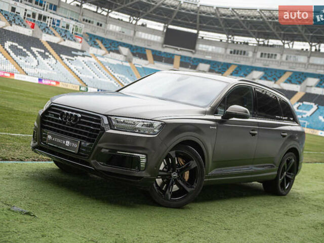 Синий Ауди Q7 e-tron, объемом двигателя 2.97 л и пробегом 153 тыс. км за 38900 $, фото 16 на Automoto.ua