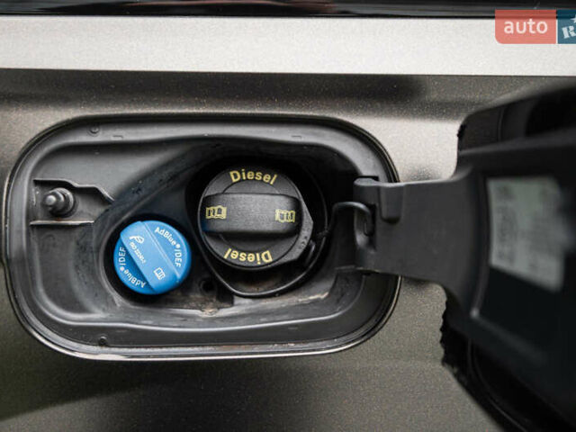 Синій Ауді Q7 e-tron, об'ємом двигуна 2.97 л та пробігом 153 тис. км за 39999 $, фото 29 на Automoto.ua
