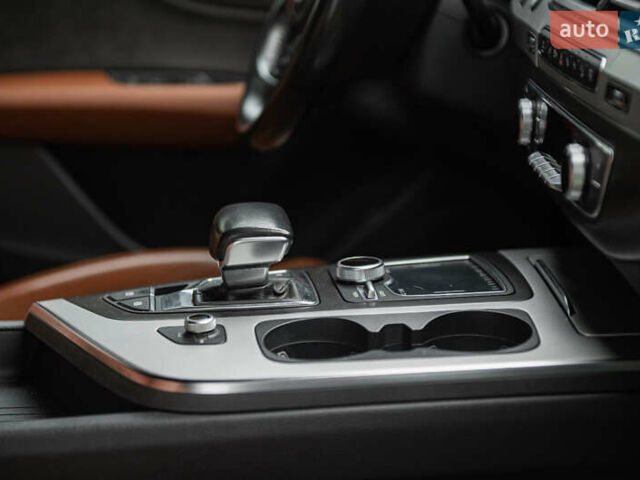 Синій Ауді Q7 e-tron, об'ємом двигуна 2.97 л та пробігом 153 тис. км за 39999 $, фото 24 на Automoto.ua
