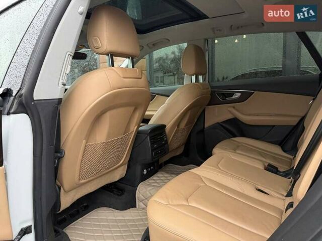 Білий Ауді Q8, об'ємом двигуна 3 л та пробігом 139 тис. км за 48000 $, фото 45 на Automoto.ua