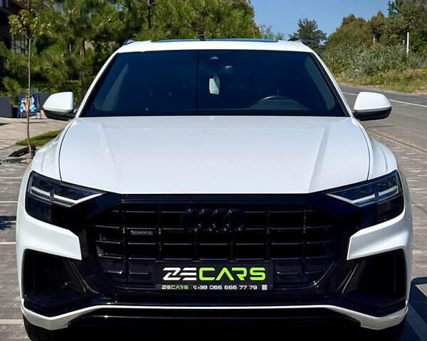 Белый Ауди Q8, объемом двигателя 3 л и пробегом 85 тыс. км за 43000 $, фото 3 на Automoto.ua