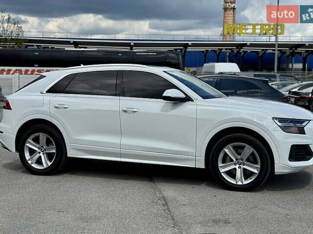 Білий Ауді Q8, об'ємом двигуна 3 л та пробігом 87 тис. км за 41000 $, фото 3 на Automoto.ua