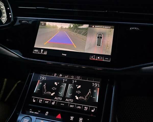 Белый Ауди Q8, объемом двигателя 3 л и пробегом 211 тыс. км за 49999 $, фото 18 на Automoto.ua