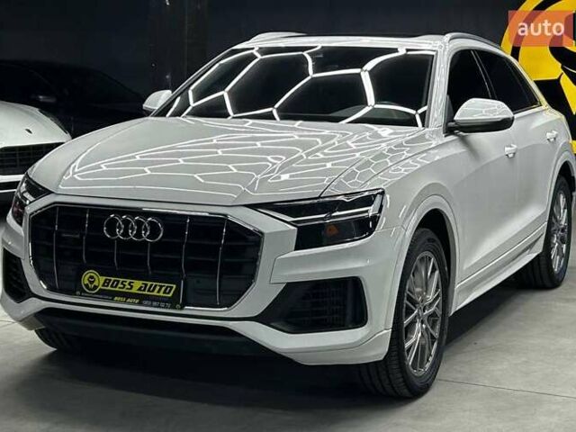Белый Ауди Q8, объемом двигателя 3 л и пробегом 140 тыс. км за 56000 $, фото 2 на Automoto.ua