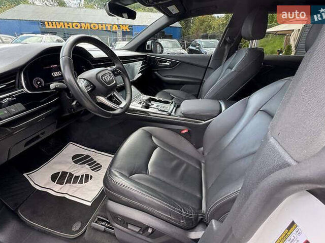 Білий Ауді Q8, об'ємом двигуна 3 л та пробігом 87 тис. км за 41000 $, фото 12 на Automoto.ua