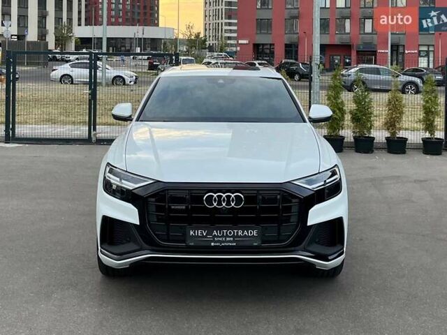 Белый Ауди Q8, объемом двигателя 3 л и пробегом 57 тыс. км за 49000 $, фото 2 на Automoto.ua