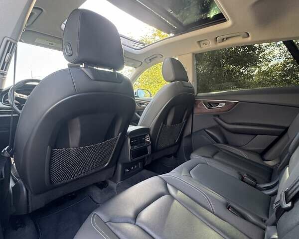 Белый Ауди Q8, объемом двигателя 3 л и пробегом 98 тыс. км за 45500 $, фото 13 на Automoto.ua