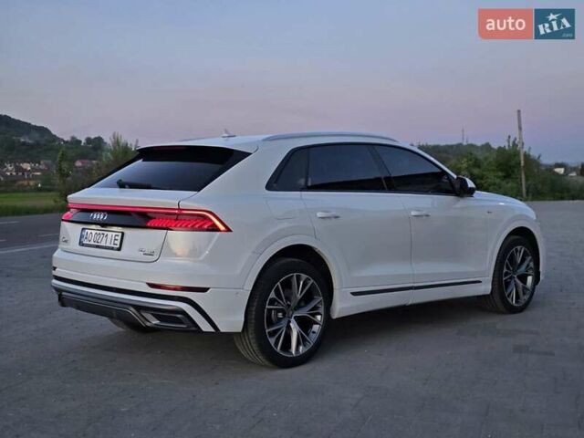 Белый Ауди Q8, объемом двигателя 3 л и пробегом 211 тыс. км за 49999 $, фото 4 на Automoto.ua