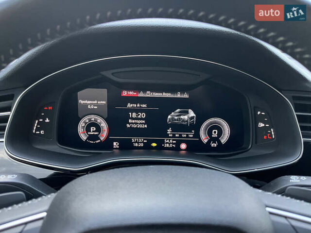 Белый Ауди Q8, объемом двигателя 3 л и пробегом 57 тыс. км за 49000 $, фото 22 на Automoto.ua