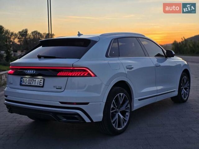 Белый Ауди Q8, объемом двигателя 3 л и пробегом 211 тыс. км за 49999 $, фото 2 на Automoto.ua