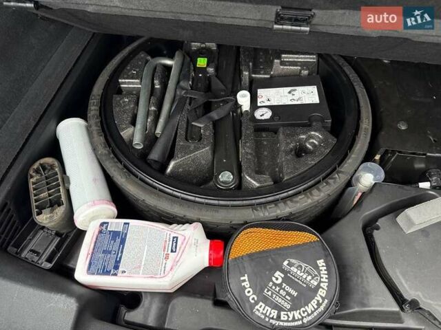 Білий Ауді Q8, об'ємом двигуна 3 л та пробігом 139 тис. км за 48000 $, фото 73 на Automoto.ua