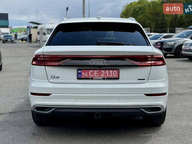 Білий Ауді Q8, об'ємом двигуна 3 л та пробігом 87 тис. км за 41000 $, фото 5 на Automoto.ua