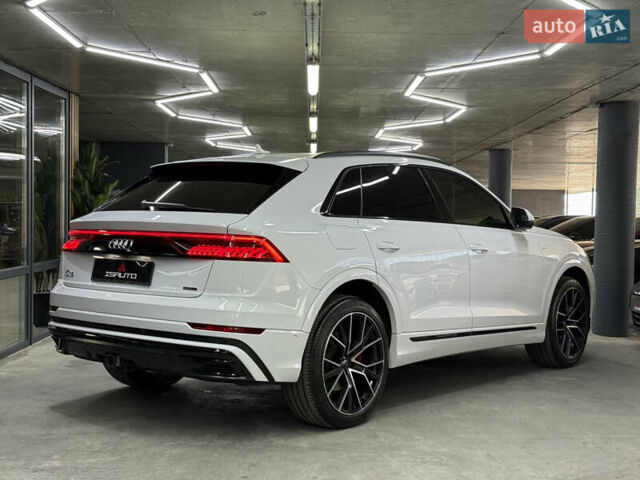 Ауди Q8 2018 в Одессе на Automoto.ua Белый Ауди Q8, объемом двигателя 3 л и пробегом 121 тыс. км за 53500 $, фото 14 на Automoto.ua