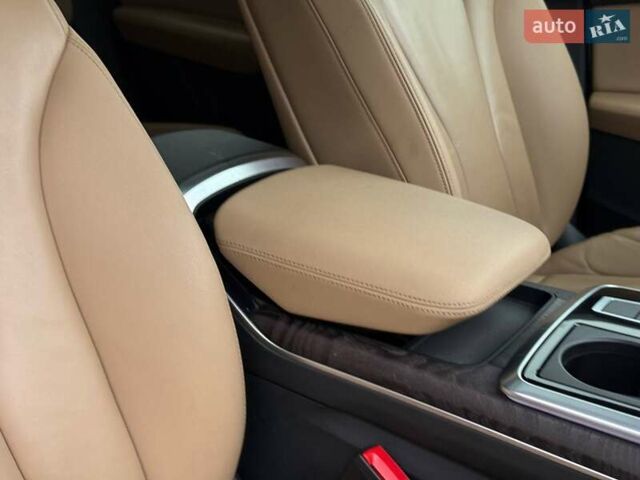 Білий Ауді Q8, об'ємом двигуна 3 л та пробігом 139 тис. км за 48000 $, фото 71 на Automoto.ua