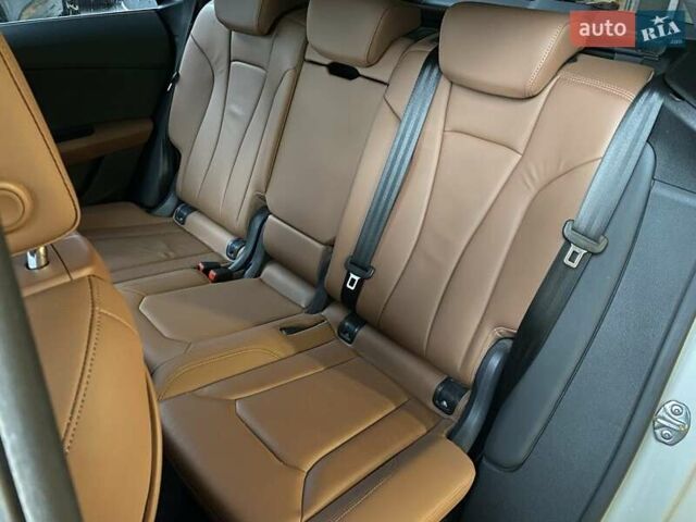 Белый Ауди Q8, объемом двигателя 2.97 л и пробегом 83 тыс. км за 55000 $, фото 18 на Automoto.ua