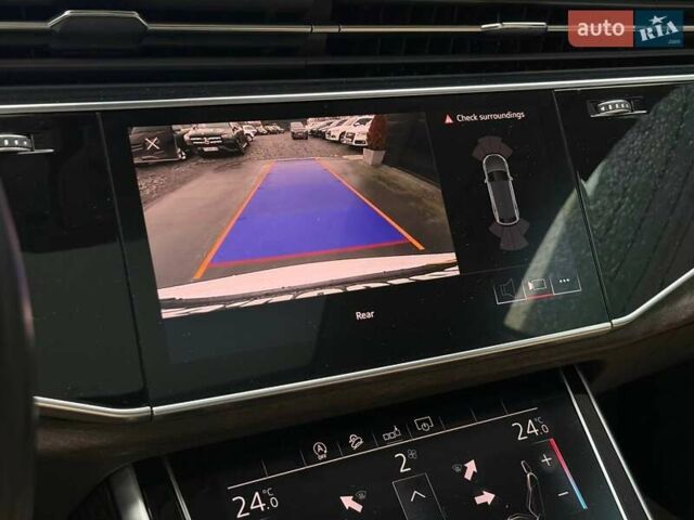 Білий Ауді Q8, об'ємом двигуна 3 л та пробігом 139 тис. км за 48000 $, фото 36 на Automoto.ua