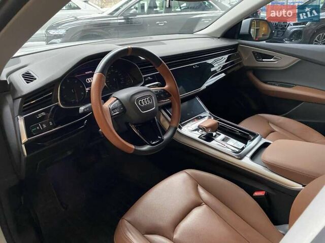Белый Ауди Q8, объемом двигателя 2.97 л и пробегом 83 тыс. км за 55000 $, фото 12 на Automoto.ua