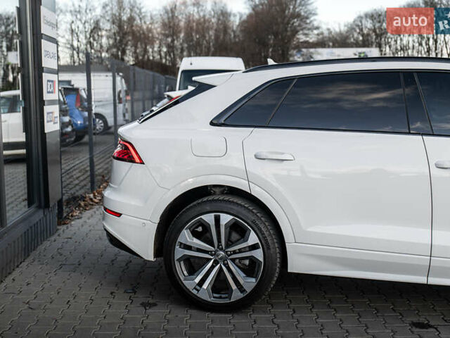 Белый Ауди Q8, объемом двигателя 3 л и пробегом 99 тыс. км за 49990 $, фото 11 на Automoto.ua