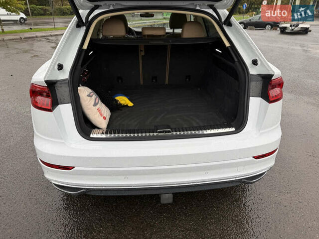 Белый Ауди Q8, объемом двигателя 3 л и пробегом 95 тыс. км за 55000 $, фото 7 на Automoto.ua