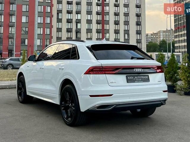 Белый Ауди Q8, объемом двигателя 3 л и пробегом 57 тыс. км за 49000 $, фото 7 на Automoto.ua