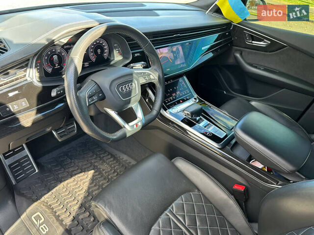Ауди Q8 2018 в Кривом Роге на Automoto.ua Белый Ауди Q8, объемом двигателя 3 л и пробегом 93 тыс. км за 57999 $, фото 19 на Automoto.ua