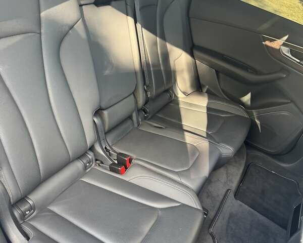 Белый Ауди Q8, объемом двигателя 3 л и пробегом 98 тыс. км за 45500 $, фото 15 на Automoto.ua