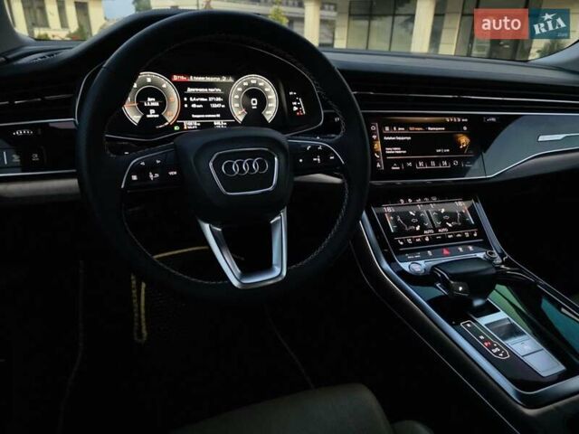 Белый Ауди Q8, объемом двигателя 3 л и пробегом 211 тыс. км за 49999 $, фото 23 на Automoto.ua