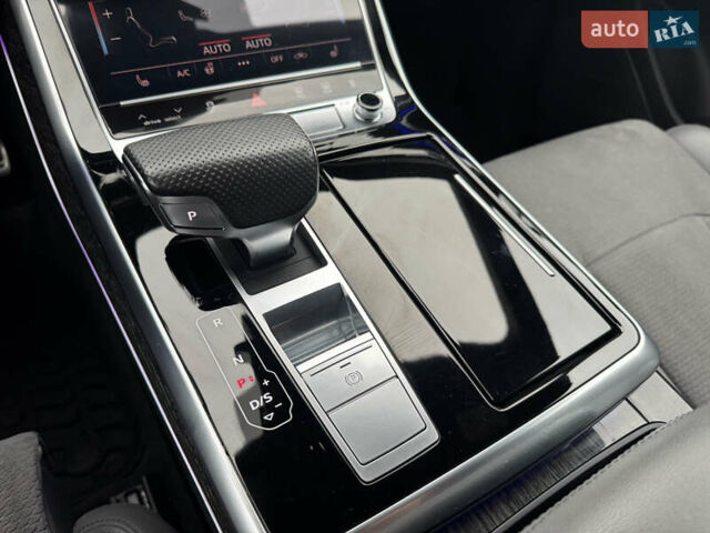 Білий Ауді Q8, об'ємом двигуна 3 л та пробігом 68 тис. км за 55500 $, фото 51 на Automoto.ua