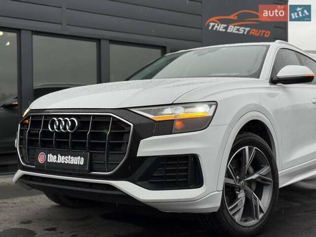Білий Ауді Q8, об'ємом двигуна 3 л та пробігом 139 тис. км за 48000 $, фото 3 на Automoto.ua