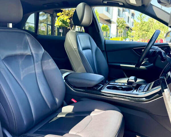 Белый Ауди Q8, объемом двигателя 3 л и пробегом 85 тыс. км за 43000 $, фото 6 на Automoto.ua