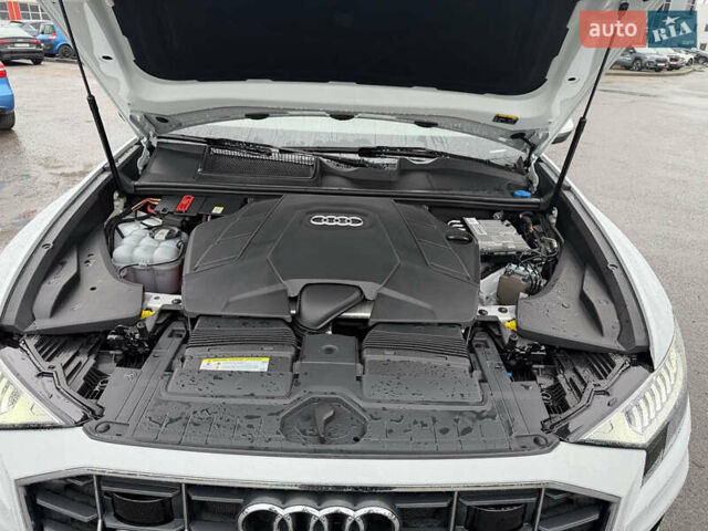 Белый Ауди Q8, объемом двигателя 3 л и пробегом 95 тыс. км за 55000 $, фото 8 на Automoto.ua