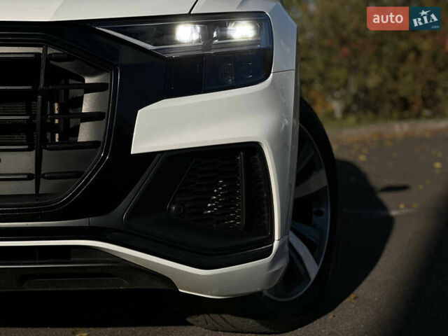 Ауди Q8 2018 в Кривом Роге на Automoto.ua Белый Ауди Q8, объемом двигателя 3 л и пробегом 93 тыс. км за 57999 $, фото 4 на Automoto.ua