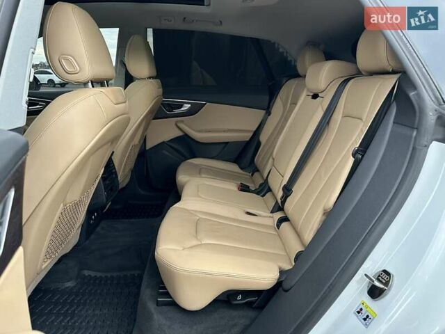 Белый Ауди Q8, объемом двигателя 3 л и пробегом 100 тыс. км за 43000 $, фото 20 на Automoto.ua