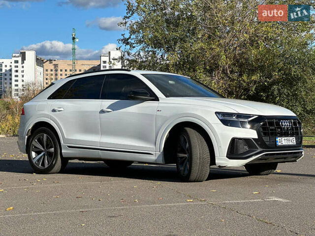 Ауди Q8 2018 в Кривом Роге на Automoto.ua Белый Ауди Q8, объемом двигателя 3 л и пробегом 93 тыс. км за 57999 $, фото 2 на Automoto.ua