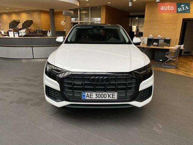 Белый Ауди Q8, объемом двигателя 2.97 л и пробегом 83 тыс. км за 55000 $, фото 1 на Automoto.ua