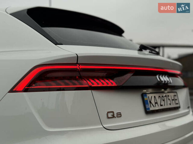 Білий Ауді Q8, об'ємом двигуна 3 л та пробігом 68 тис. км за 55500 $, фото 15 на Automoto.ua