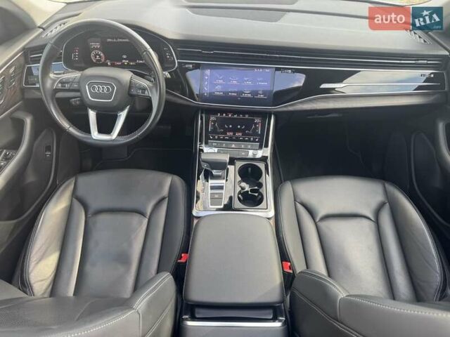Белый Ауди Q8, объемом двигателя 3 л и пробегом 98 тыс. км за 45500 $, фото 25 на Automoto.ua