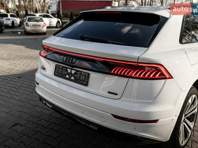 Белый Ауди Q8, объемом двигателя 3 л и пробегом 99 тыс. км за 49990 $, фото 7 на Automoto.ua
