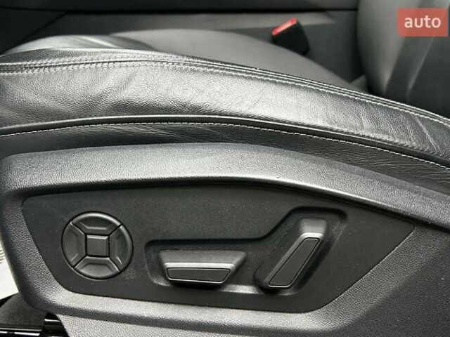 Білий Ауді Q8, об'ємом двигуна 3 л та пробігом 125 тис. км за 52500 $, фото 10 на Automoto.ua