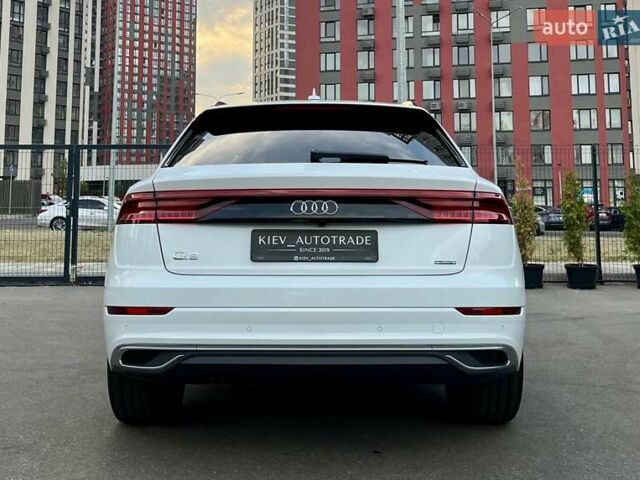 Белый Ауди Q8, объемом двигателя 3 л и пробегом 57 тыс. км за 49000 $, фото 6 на Automoto.ua