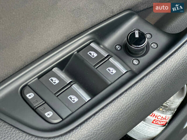 Ауди Q8 2018 в Кривом Роге на Automoto.ua Белый Ауди Q8, объемом двигателя 3 л и пробегом 93 тыс. км за 57999 $, фото 38 на Automoto.ua