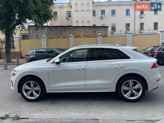Белый Ауди Q8, объемом двигателя 3 л и пробегом 75 тыс. км за 56750 $, фото 3 на Automoto.ua