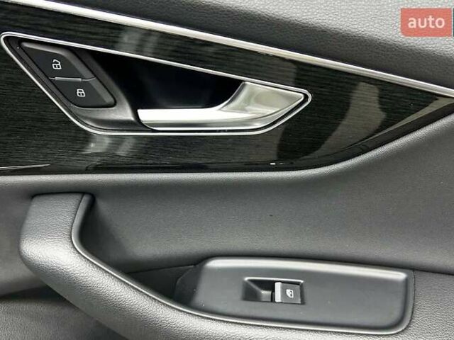 Белый Ауди Q8, объемом двигателя 3 л и пробегом 140 тыс. км за 56000 $, фото 20 на Automoto.ua