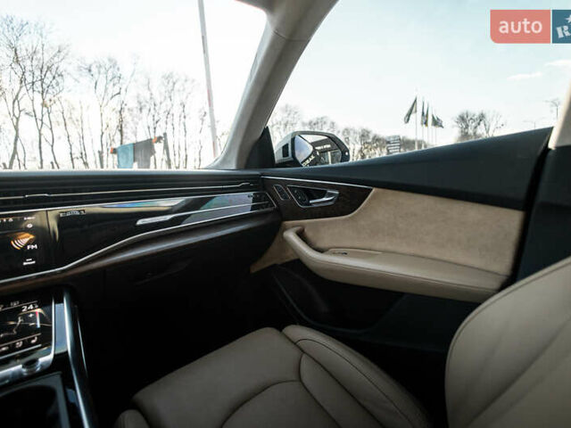 Белый Ауди Q8, объемом двигателя 3 л и пробегом 99 тыс. км за 49990 $, фото 24 на Automoto.ua