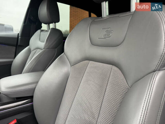 Білий Ауді Q8, об'ємом двигуна 3 л та пробігом 68 тис. км за 55500 $, фото 36 на Automoto.ua