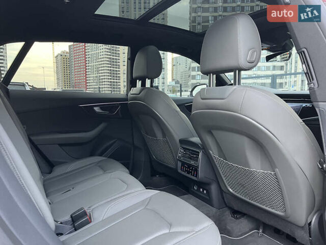 Белый Ауди Q8, объемом двигателя 3 л и пробегом 57 тыс. км за 49000 $, фото 35 на Automoto.ua