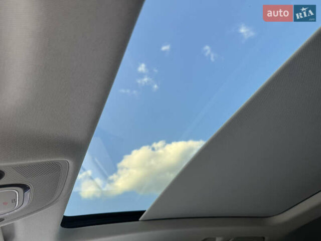 Белый Ауди Q8, объемом двигателя 3 л и пробегом 76 тыс. км за 52900 $, фото 51 на Automoto.ua